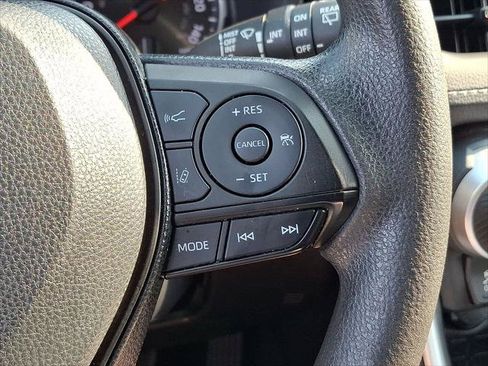 Certified 2021 Toyota RAV4 XLE AWD/4WD image 20