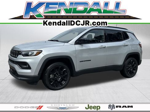 New 2025 Jeep Compass Latitude w/ Sun & Sound Group image 1