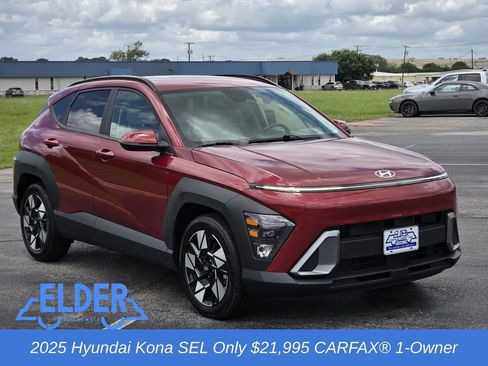 Used 2025 Hyundai Kona SEL FWD image 1