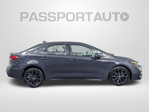 Used 2024 Toyota Corolla SE image 8