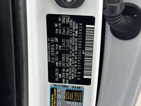 Used 2024 Kia Telluride SX image 33