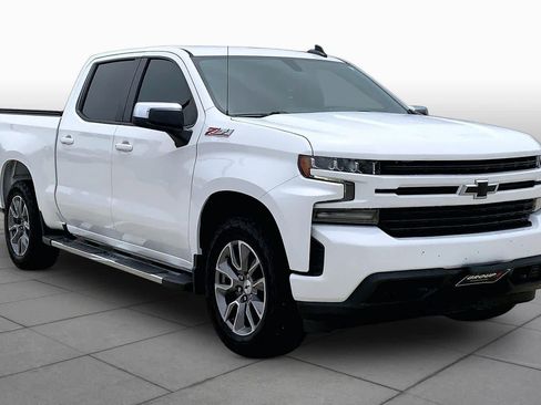 Used 2022 Chevrolet Silverado 1500 LT w/ Z71 Off-Road Package AWD/4WD image 3