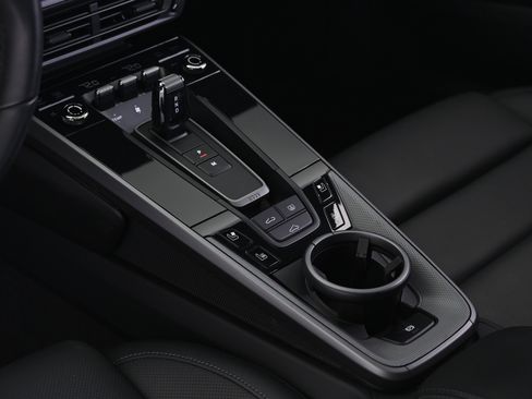 Used 2020 Porsche 911 Carrera S image 30