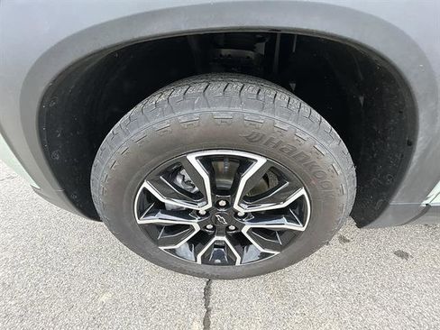Used 2024 Chevrolet TrailBlazer ACTIV FWD image 33