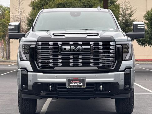 New 2026 GMC Sierra 2500 Denali Ultimate image 10