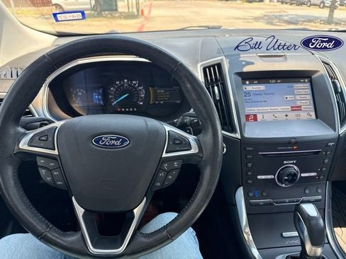 Used 2016 Ford Edge Titanium w/ Equipment Group 301A AWD/4WD image 5