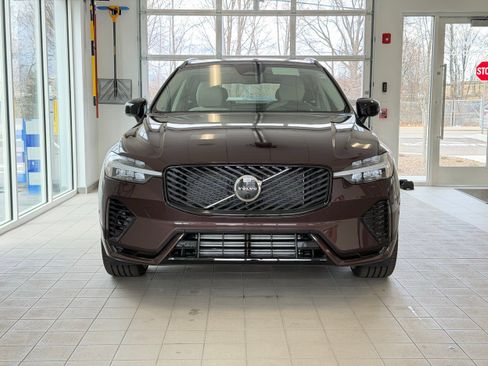 New 2026 Volvo XC60 T8 Ultra w/ Protection Package Premier AWD/4WD image 3
