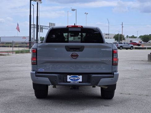 Used 2023 Nissan Frontier Pro-X w/ Pro-X Premium Package RWD image 6