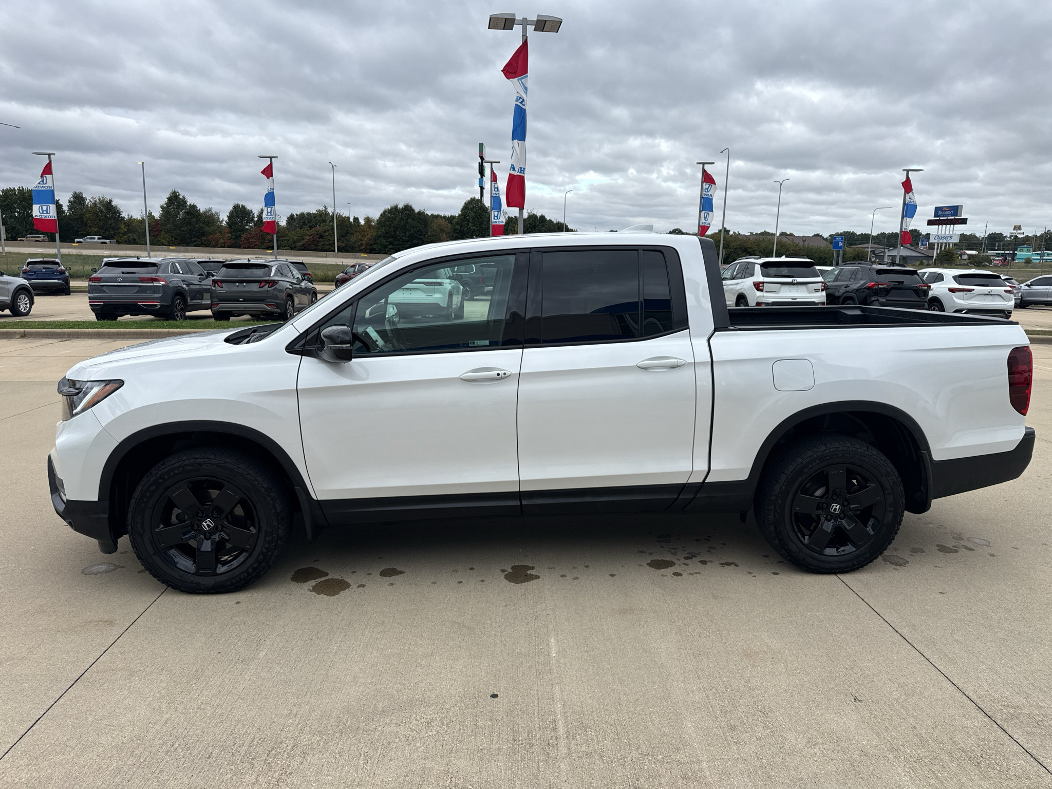 Used 2024 Honda Ridgeline Black Edition image 8