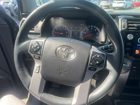 Used 2016 Toyota 4Runner SR5 Premium AWD/4WD image 9