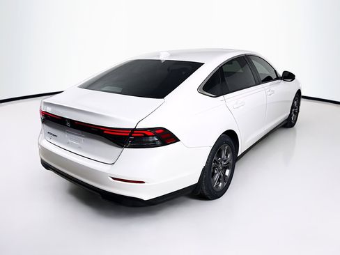 Certified 2023 Honda Accord EX image 31