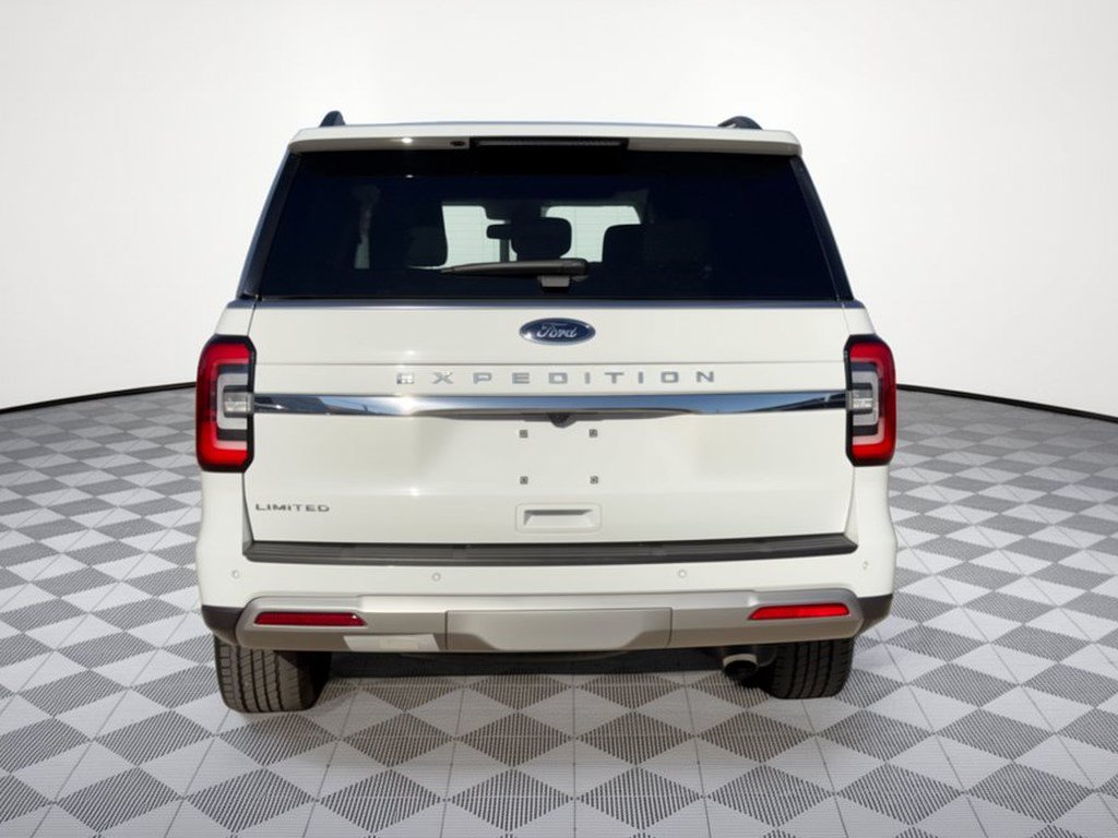 Used 2024 Ford Expedition Limited RWD image 11