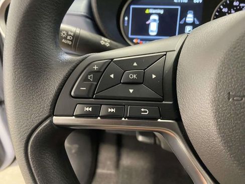 New 2025 Nissan Versa SV w/ Trunk Package image 20