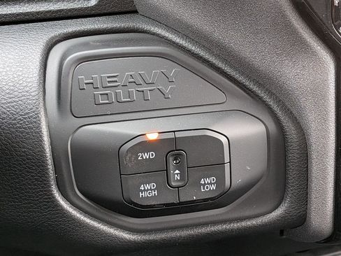 New 2026 RAM 2500 Tradesman AWD/4WD image 19