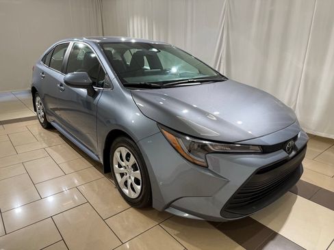 Certified 2025 Toyota Corolla LE FWD image 7