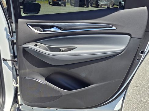 Certified 2023 Buick Enclave Essence FWD image 46
