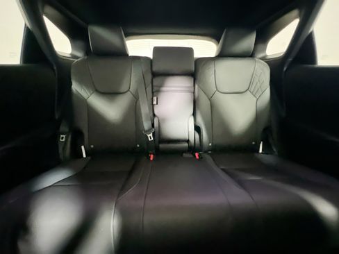 Used 2024 Lexus RX 350 FWD w/ Technology Package image 32