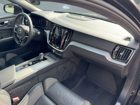 Certified 2022 Volvo S60 B5 R-Design w/ Advanced Package image 30