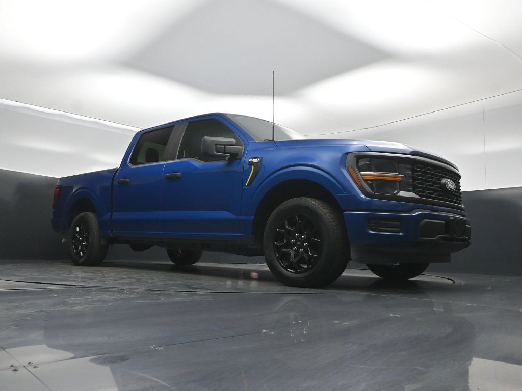 Used 2025 Ford F150 STX RWD image 3