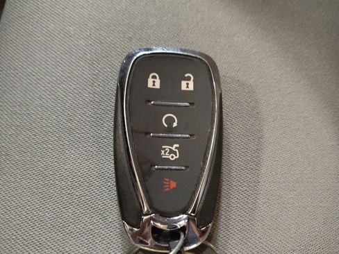 Used 2022 Chevrolet Malibu LS w/ Driver Confidence Package II image 32