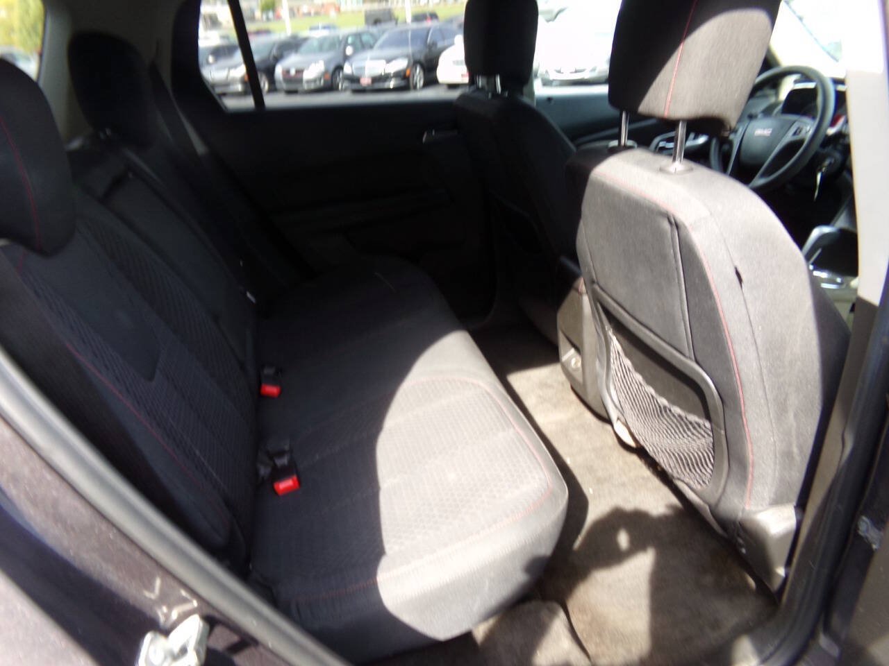Used 2015 GMC Terrain SLE FWD image 22