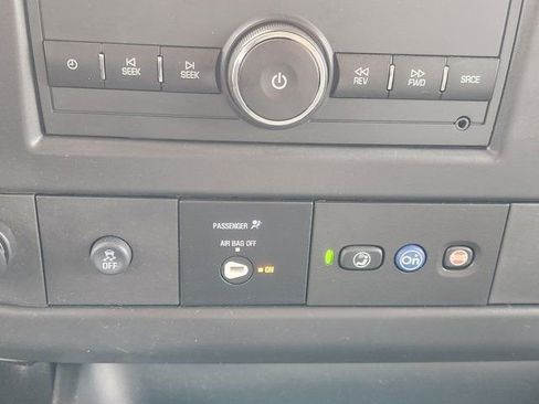 Used 2025 Chevrolet Express 3500 w/ Power Convenience Package image 20
