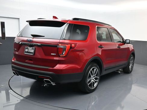 Used 2016 Ford Explorer Sport w/ Equipment Group 401A image 6