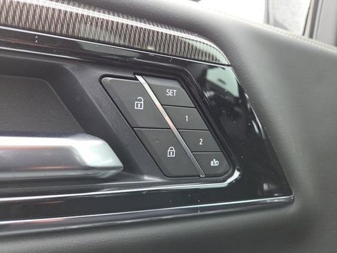 New 2026 GMC Yukon Elevation w/ Elevation Premium Package image 12