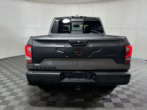 Used 2023 Nissan Titan PRO-4X w/ Pro-4x Convenience Package AWD/4WD image 4