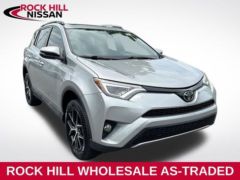 Used 2017 Toyota RAV4 SE w/ Power Extra Value Package FWD image 1