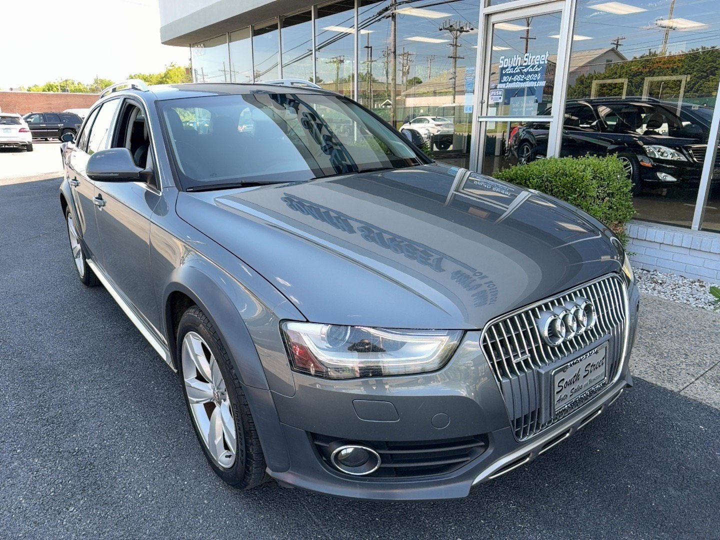 Used 2013 Audi A4 Premium Plus AWD/4WD image 2