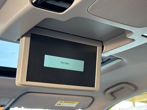 Certified 2019 Honda Pilot Touring image 33