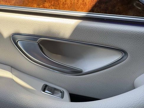 Used 2019 Mercedes-Benz E 300 4MATIC w/ Premium 1 Package image 50