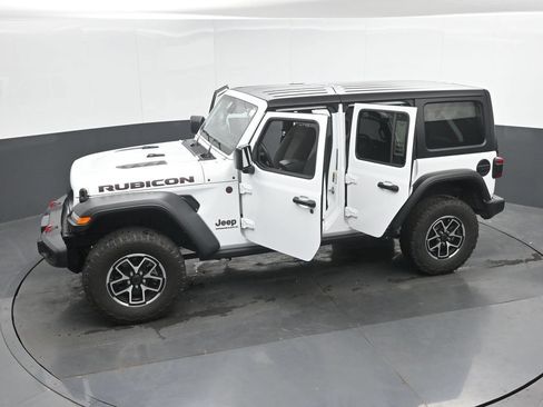 Used 2025 Jeep Wrangler Unlimited Rubicon AWD/4WD image 51