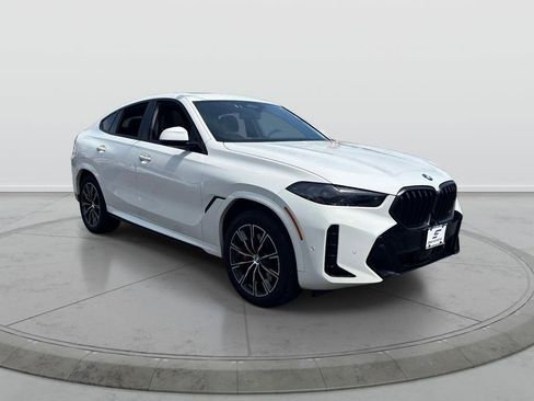 Used 2026 BMW X6 xDrive40i w/ Climate Comfort Package AWD/4WD image 1