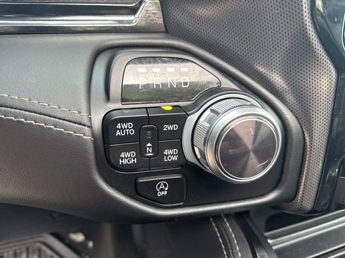 Used 2022 RAM 1500 Limited image 32