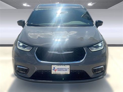 New 2025 Chrysler Pacifica Select image 5