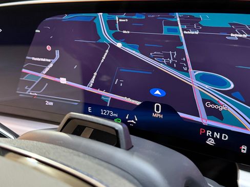 New 2026 Cadillac Lyriq Premium Luxury AWD/4WD image 28