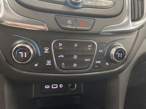 Certified 2022 Chevrolet Equinox LT image 25