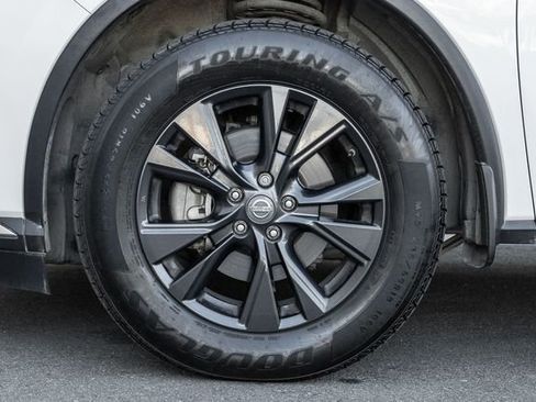 Used 2017 Nissan Murano SV w/ Premium Plus Package image 15