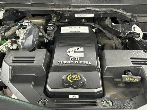 Used 2022 RAM 3500 Laramie AWD/4WD image 39