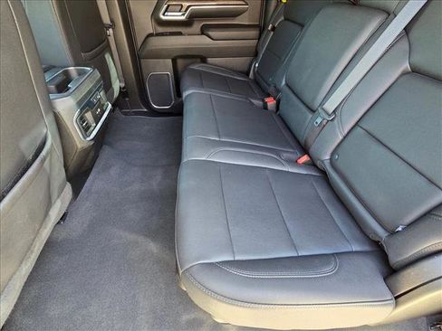 Used 2024 Chevrolet Silverado 2500 LTZ w/ LTZ Plus Package image 18