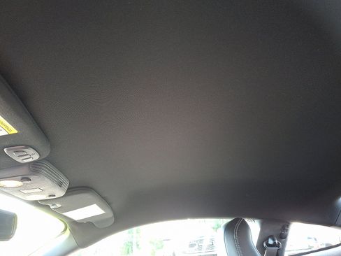 Used 2016 Ford Mustang Shelby GT350 w/ Technology Package image 21