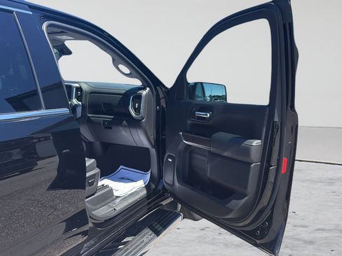 Used 2019 GMC Sierra 1500 Denali w/ Denali Ultimate Package AWD/4WD image 23