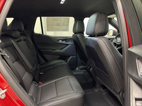 New 2026 Chevrolet Equinox LT w/ Convenience Package II AWD/4WD image 29