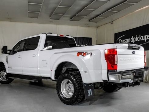 Used 2022 Ford F350 Lariat w/ Lariat Value Package AWD/4WD image 10