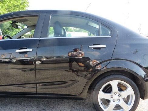 Used 2016 Chevrolet Sonic LTZ image 30