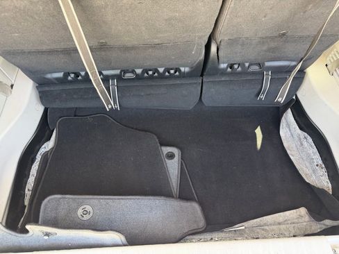 Used 2023 Chrysler Pacifica Touring-L image 39