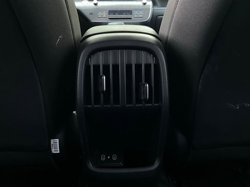 Used 2025 Hyundai Kona SEL image 12