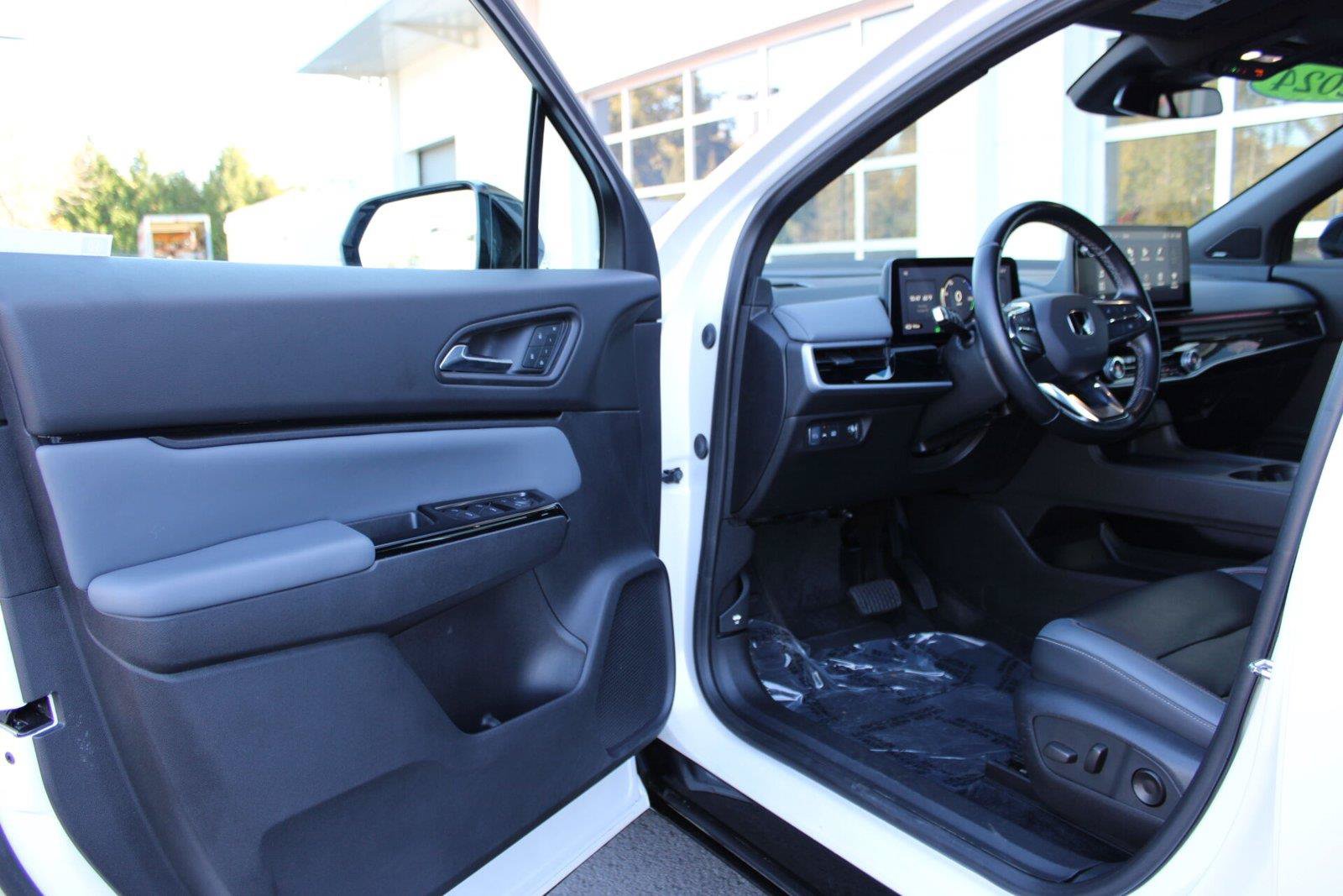 Used 2024 Honda Prologue Touring image 19